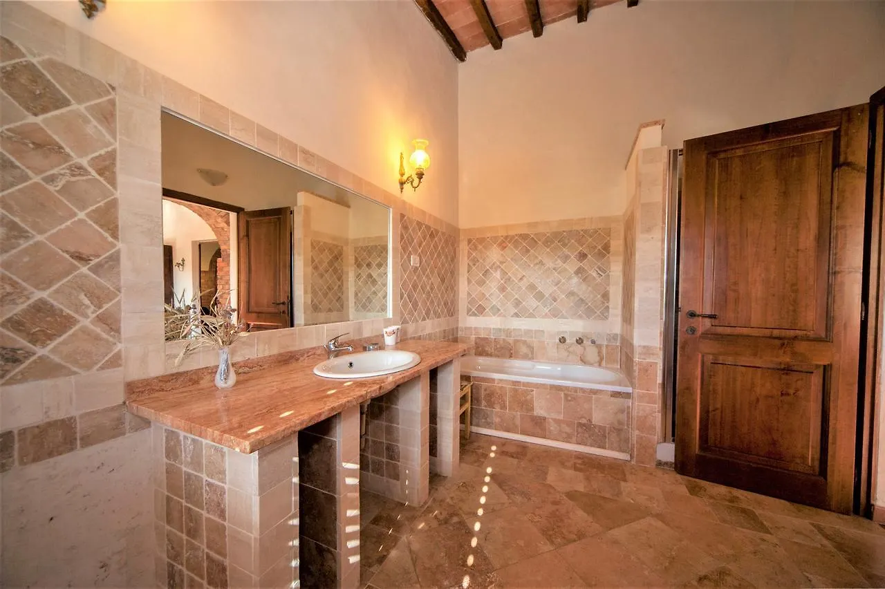 Agritourist Podere Asciano Apartment